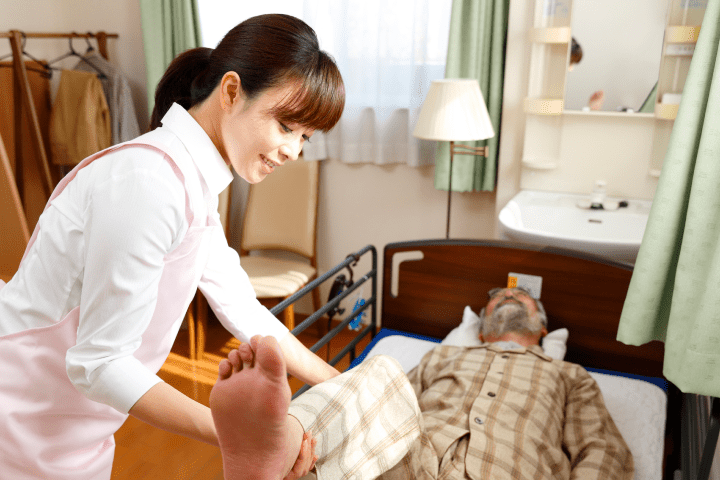 【日勤・夜勤】介護と看護のスタッフの連携が強く柔軟な対応ができる大型老人ホーム
